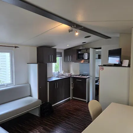 Sejour Normandie - Mobilhome Confort 3ch-6p Avec Tv-wifi Et Lave-linge Dans L'eure - 332 Кемпинг *