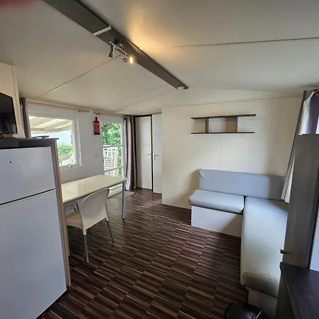 Кемпинг Sejour Normandie - Mobilhome Confort 3ch-6p Avec Tv-wifi Et Lave-linge Dans L'eure - 332 *
